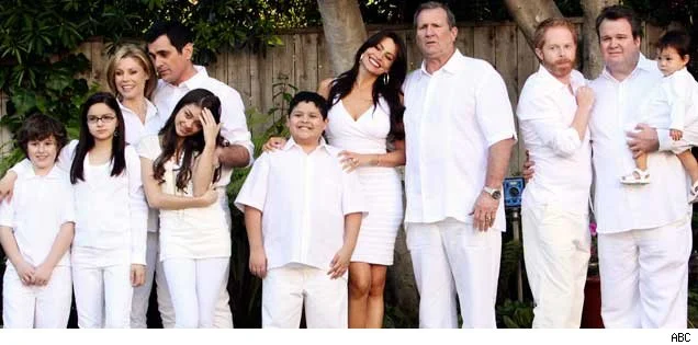 modern-family-cast1.jpeg