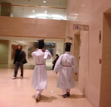 차를 마시며1.jpeg