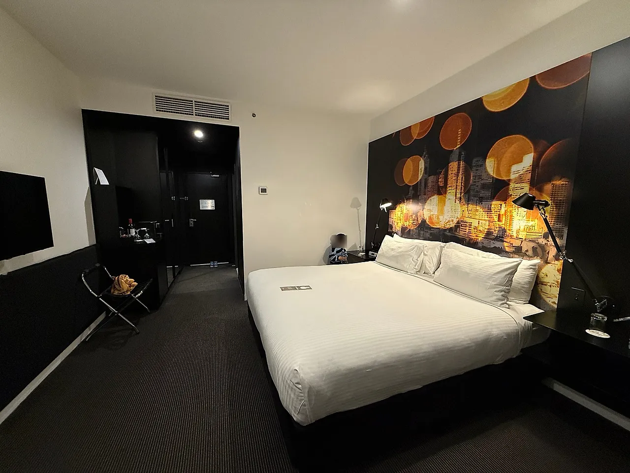 SE-CB95B1C0-BC36-422D-85BE-8DFD4498EEB2.jpg?type=w1600