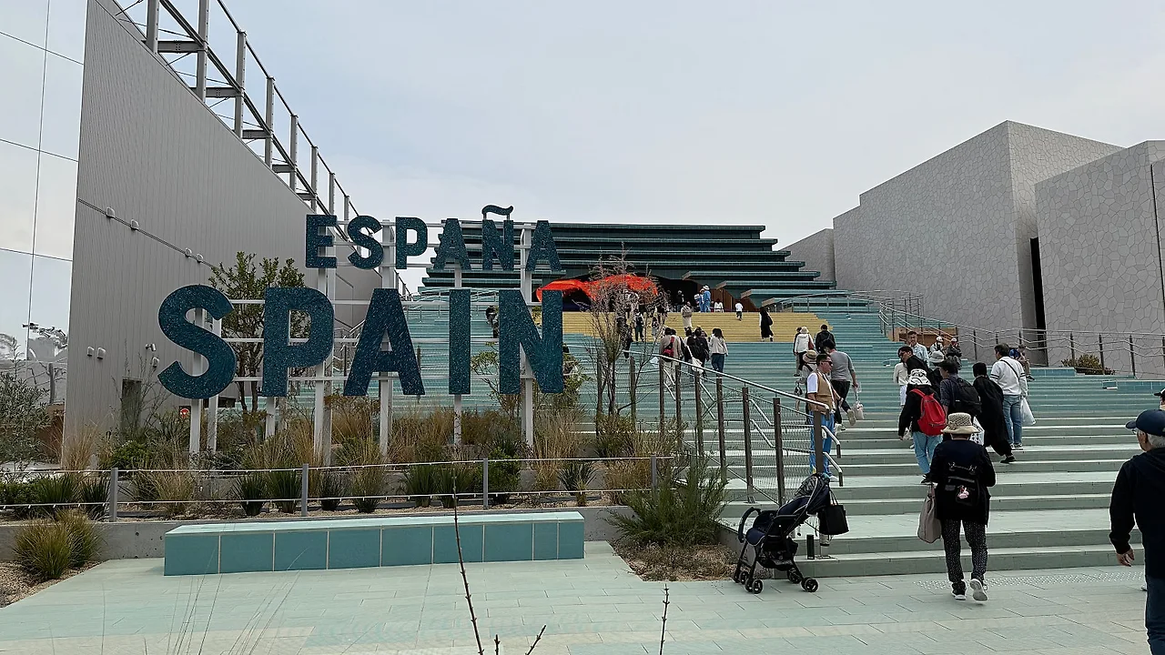 IMG_1196.JPG?type=w1600