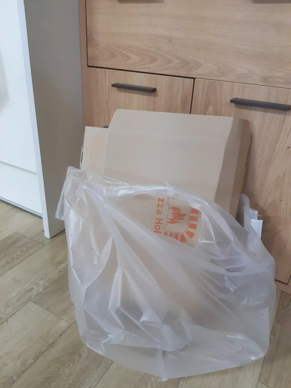 SE-1f521317-c9ab-4640-ac1c-7d62c3eb1417.jpg?type=w966