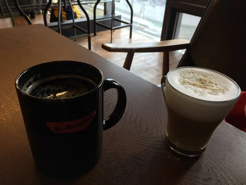 2404393E54AF8789297A30