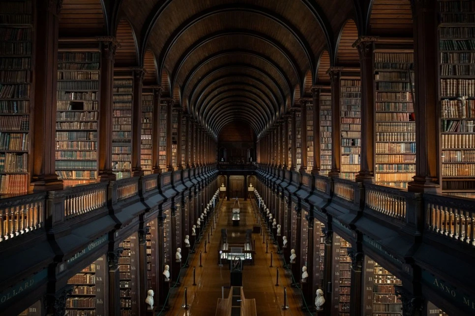 Long_Room_Upper_Gallery.jpg?type=w966