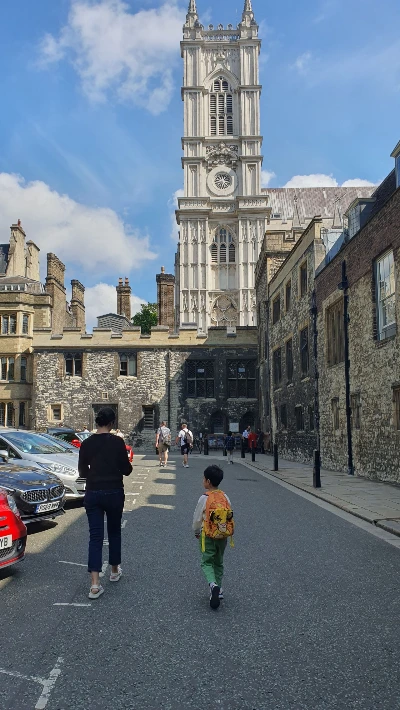 1756394060923?e=1760572800&v=beta&t=VXJncx0cVV-4gC8E_d5DpBF-zngnGV_SREdhny1QQW0