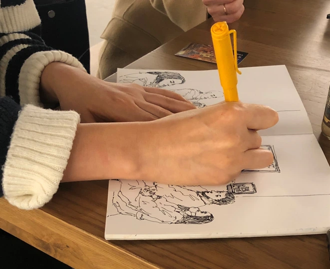 그림그려주시는 모습.PNG