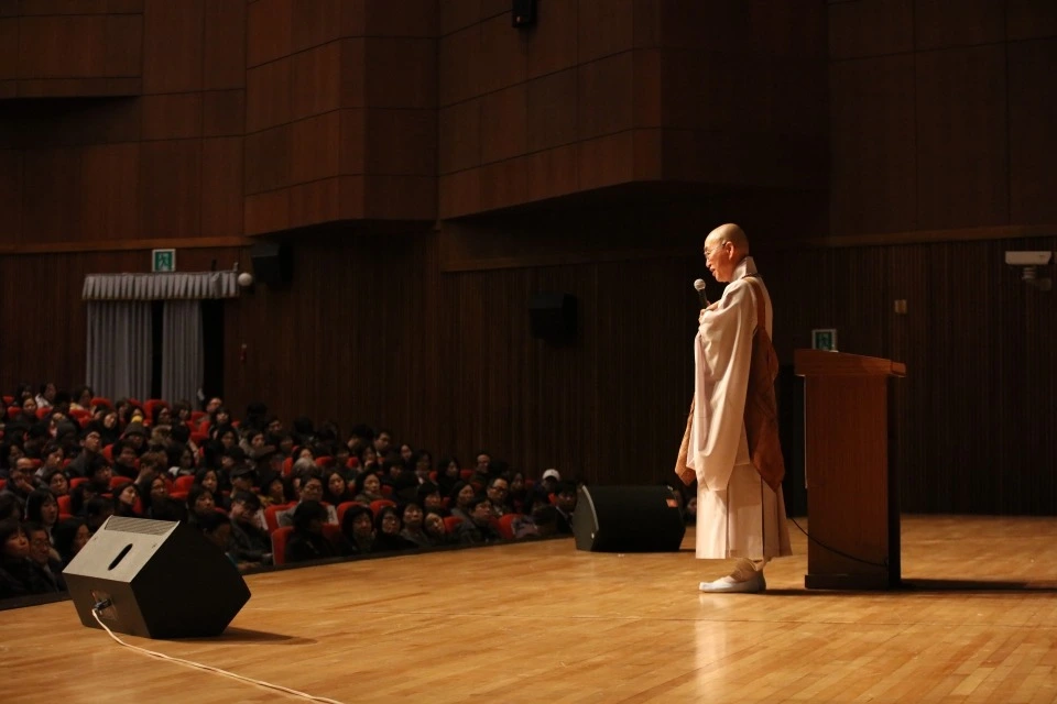 277E6B3B58366F940C5F2C