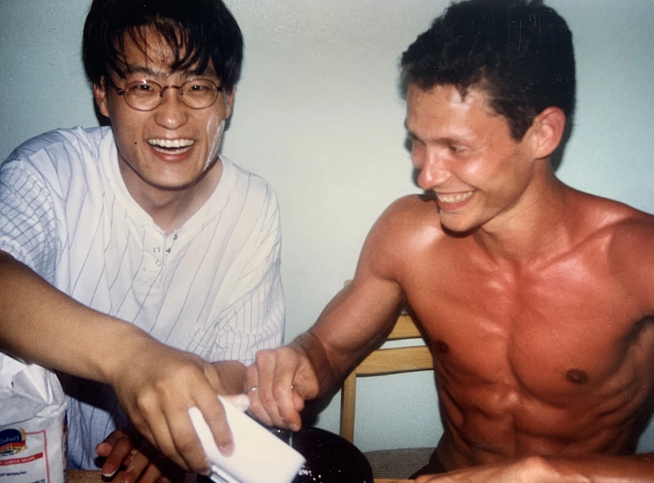 룸메 로홍.jpeg