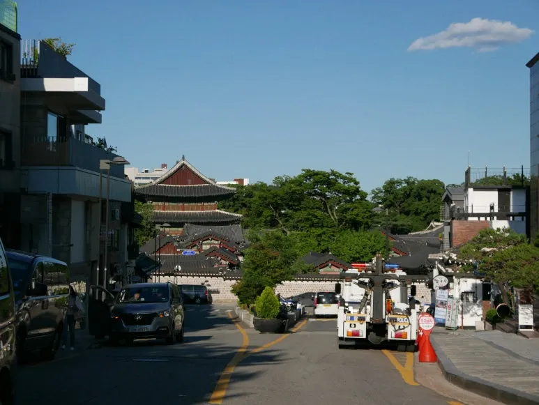 L1070427.JPG?type=w773