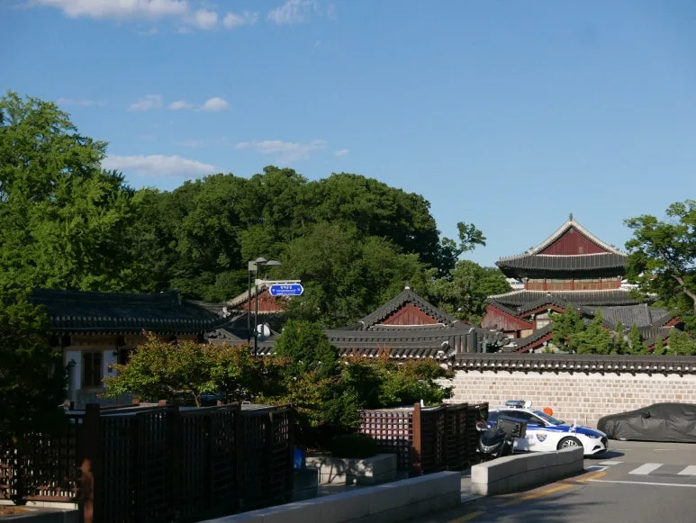 L1070430.JPG?type=w773