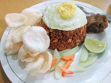 Nasi_goreng_di_Rantepao.JPG