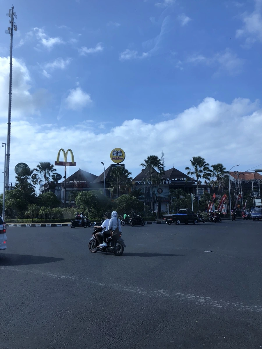 IMG_1215.jpg?type=w966