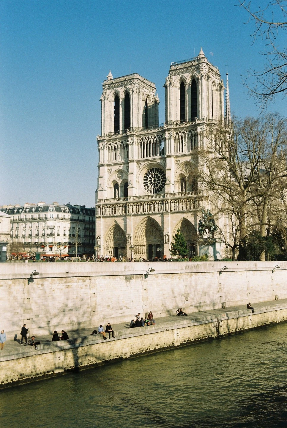 000007-2_28744057981_o.jpg?type=w966