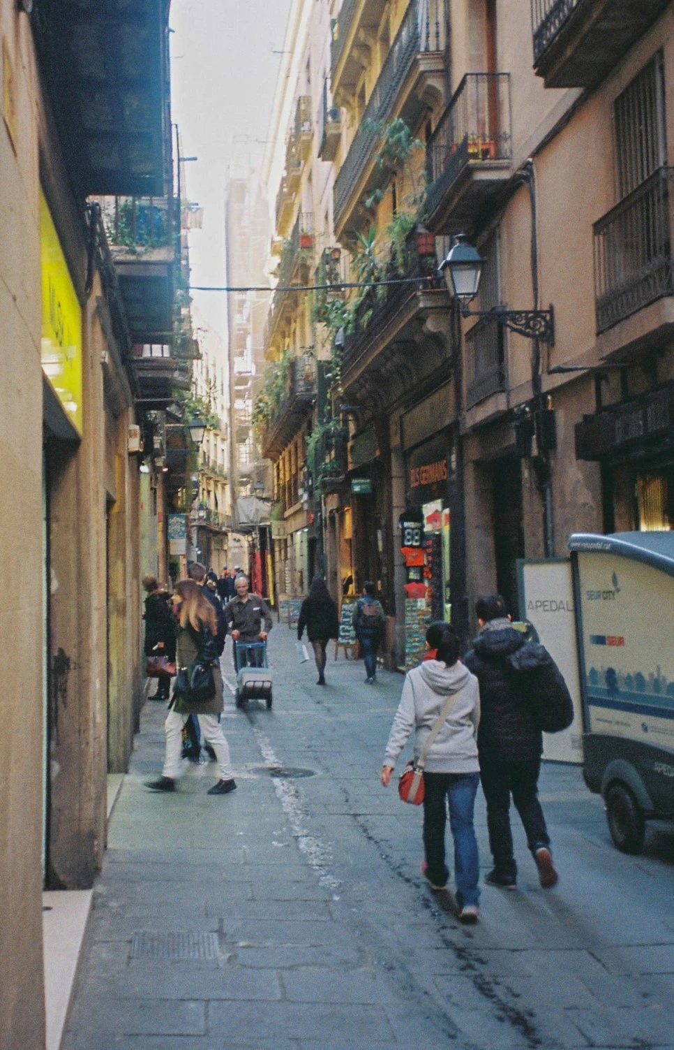 000028_30085293015_o.jpg?type=w966