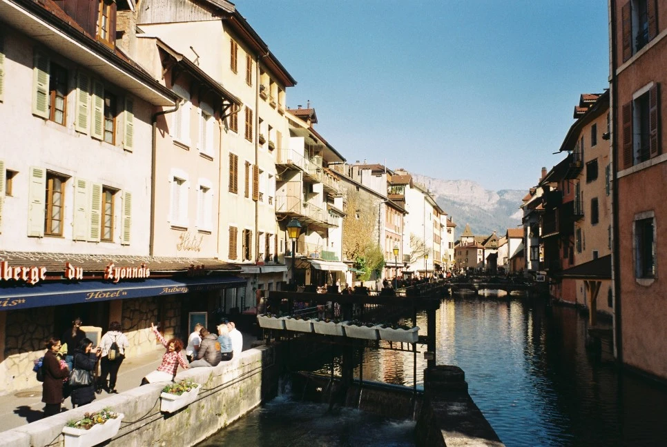 000012.JPG?type=w966