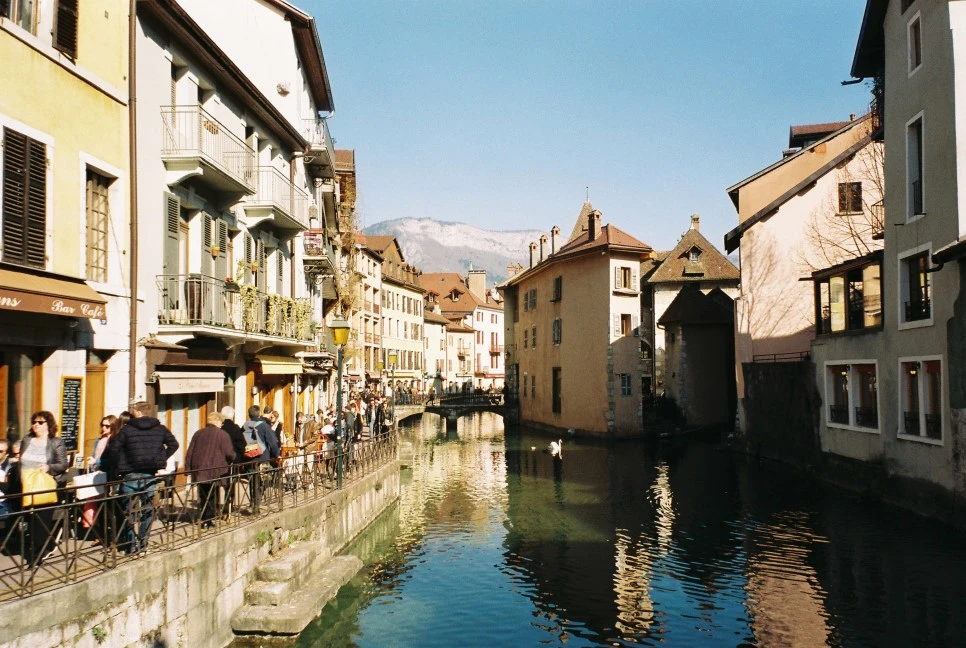 000010.JPG?type=w966