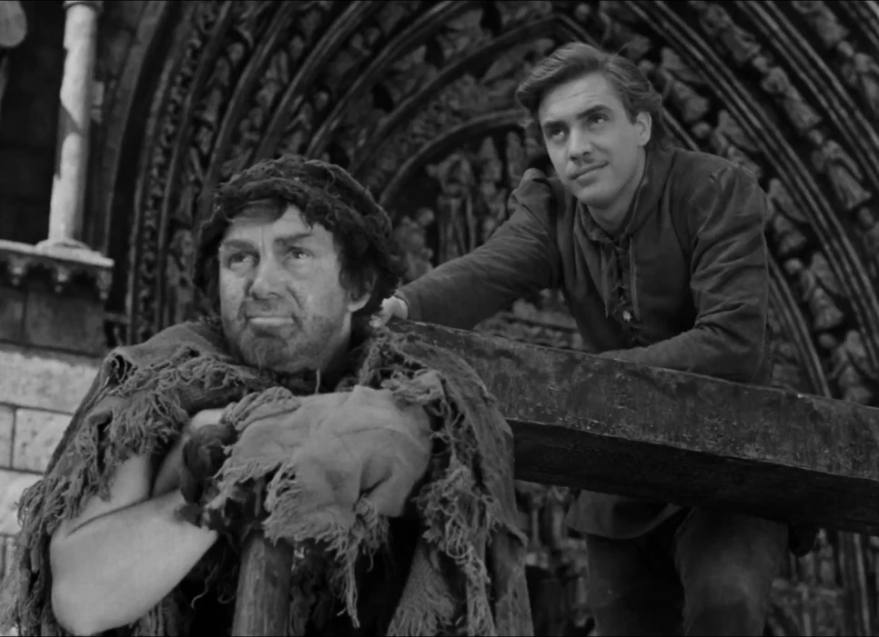 The.Hunchback.of.Notre.Dame.1939.1080p.BRRip.x264-Classics.mkv_20181123_000456.342.jpg?type=w966