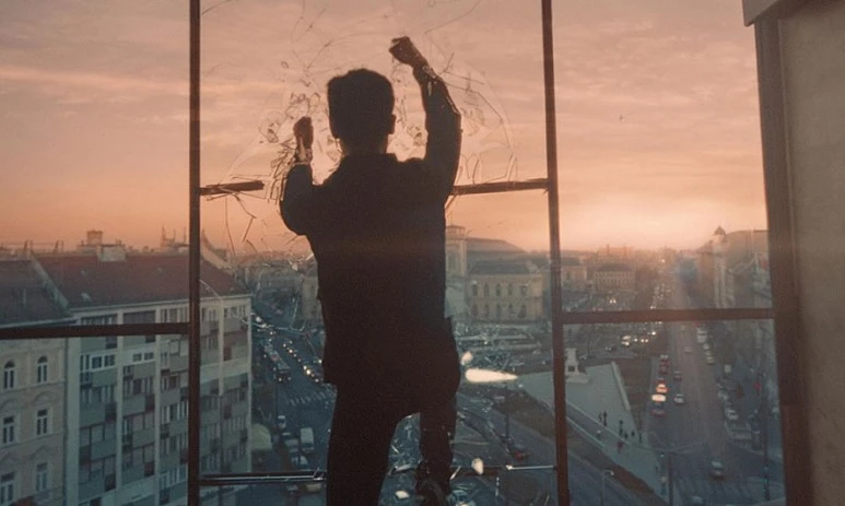 movie_image_%286%29.jpg?type=w773