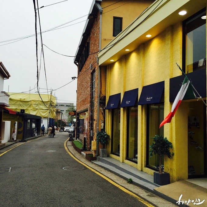 26386B375719F09C2790BC