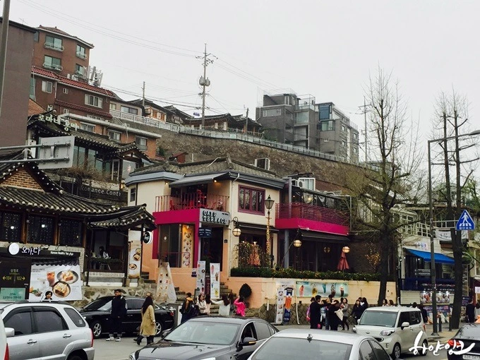 21628C355719F0980AADB2