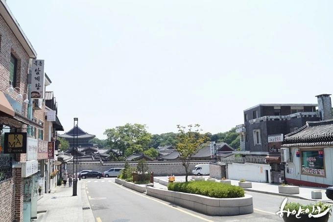 242E103B55ABE27506F349