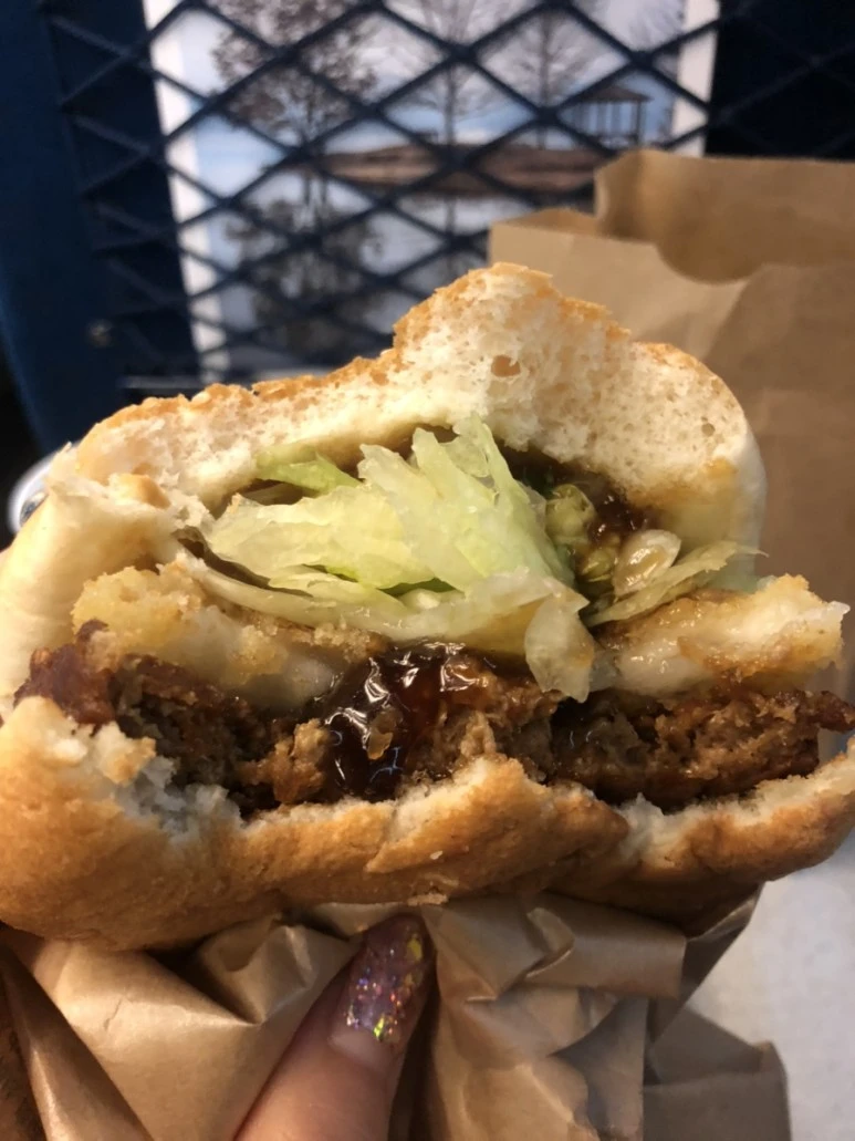 IMG_7697.jpg?typew773