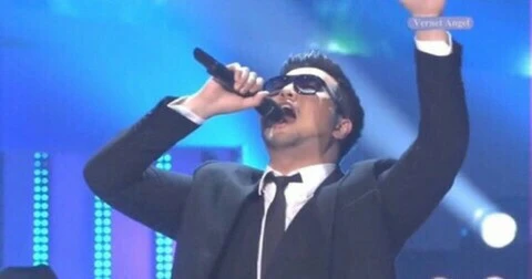 996A5F4B5A6AD66A21CB79