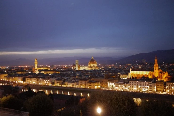 384890_238833502857296_1240601847_n.jpg?type=w740