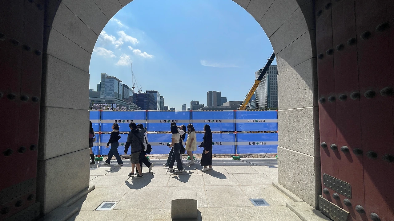 230901 광화문 월대 공사 현장 - 1.jpeg