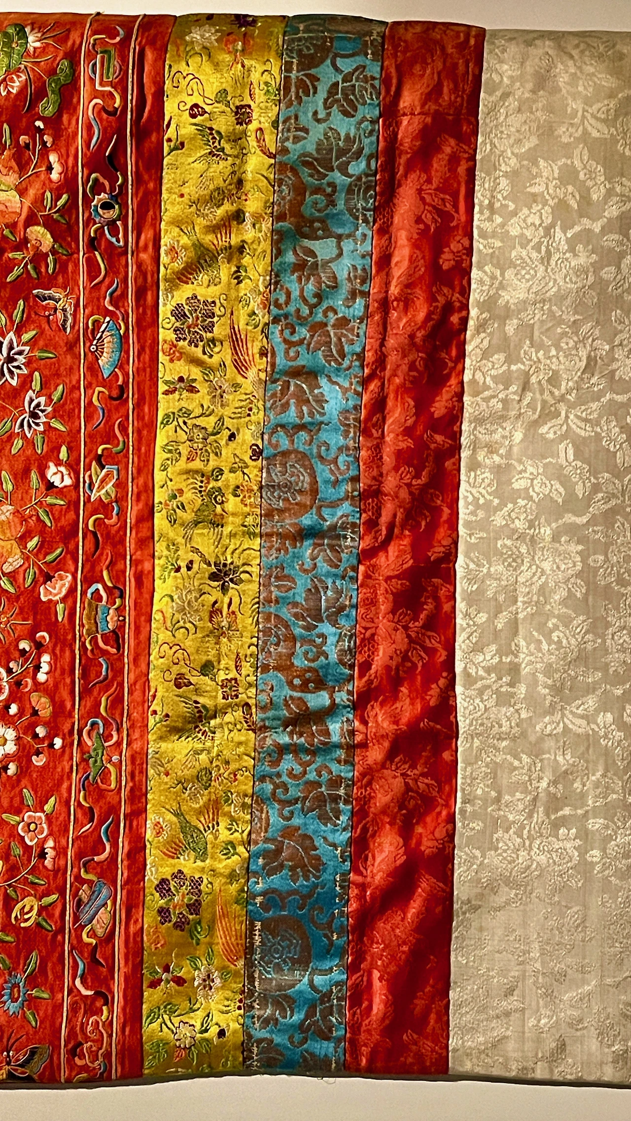 230915 활옷 만개滿開, 조선왕실 여성 혼례복 - 6.jpeg