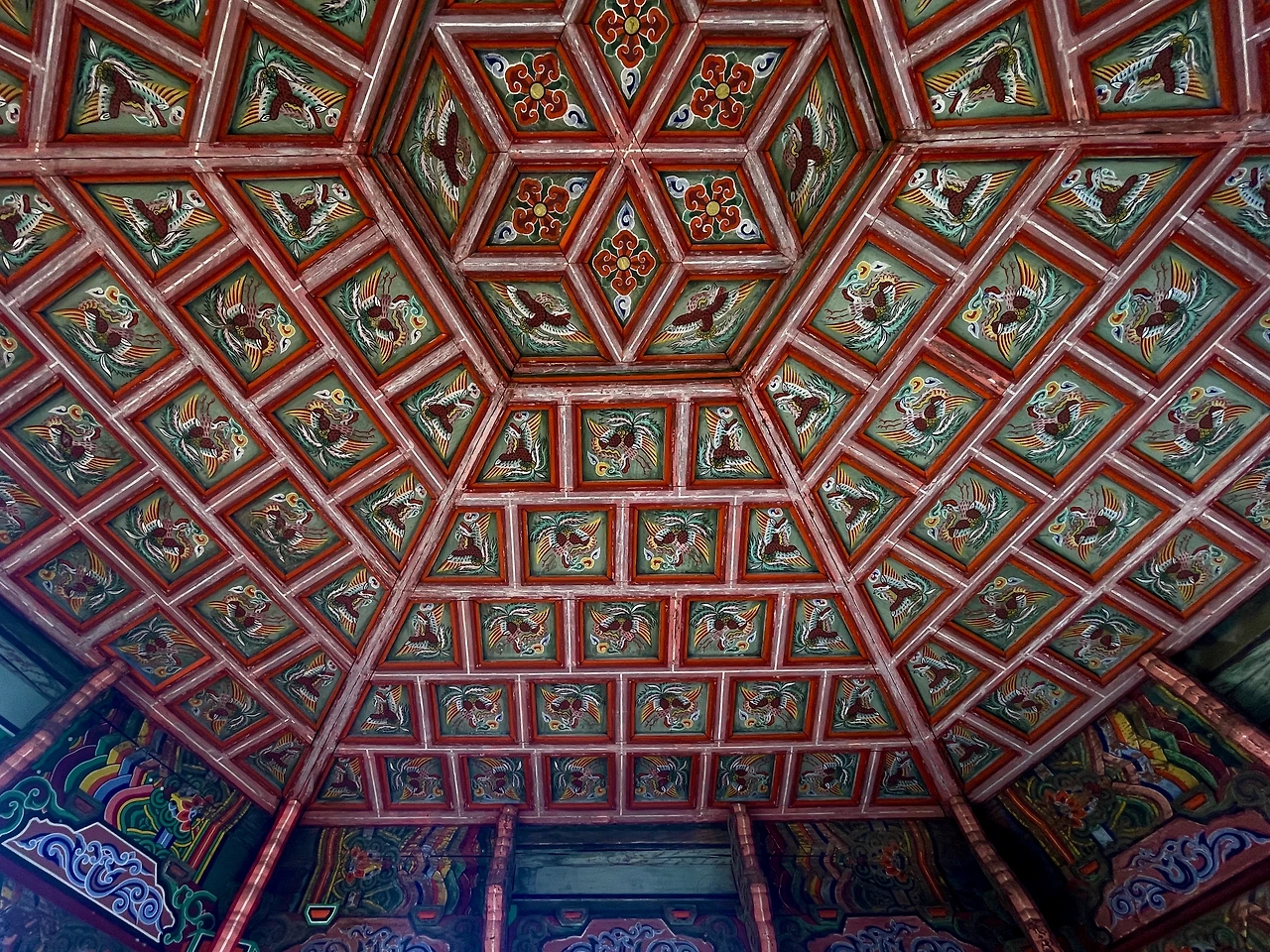 경복궁 향원지_2층 천장 문양 - 6.jpeg