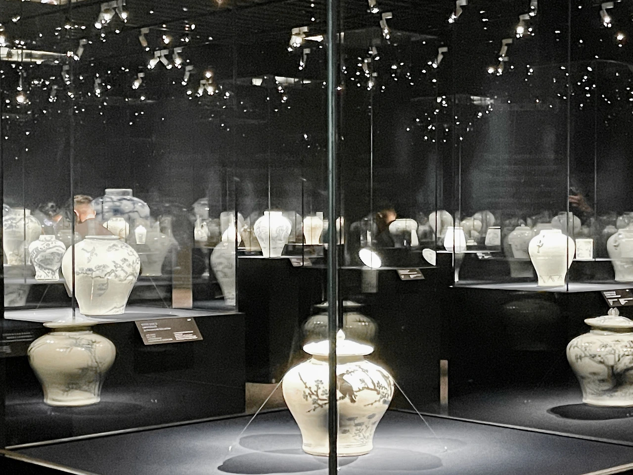 조선의 백자 - 2.jpeg