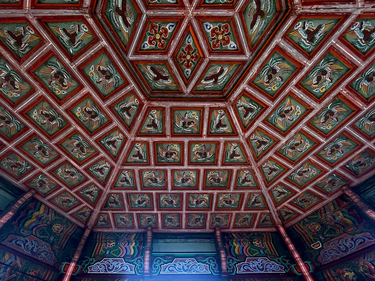 경복궁 향원지_2층 천장 문양 - 9.jpeg