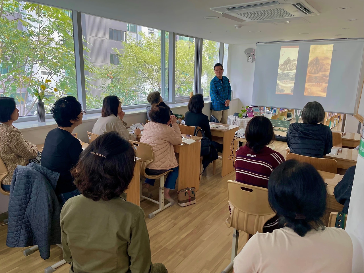 251023목 강의-성북구립해오름도서관_가을 인문학 특강 <옛 그림 따라 궁궐 산책> - 7.jpeg