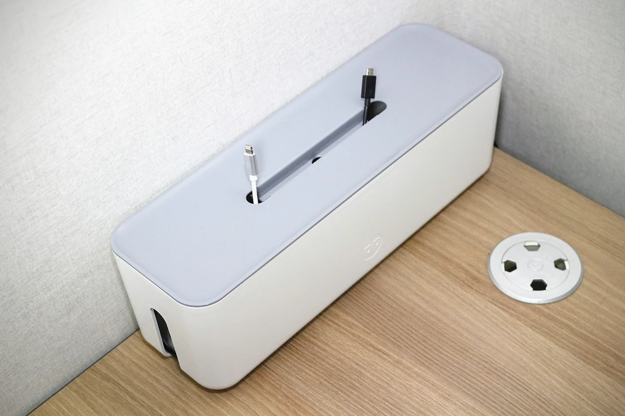 990C3D455A893E9307AB9F