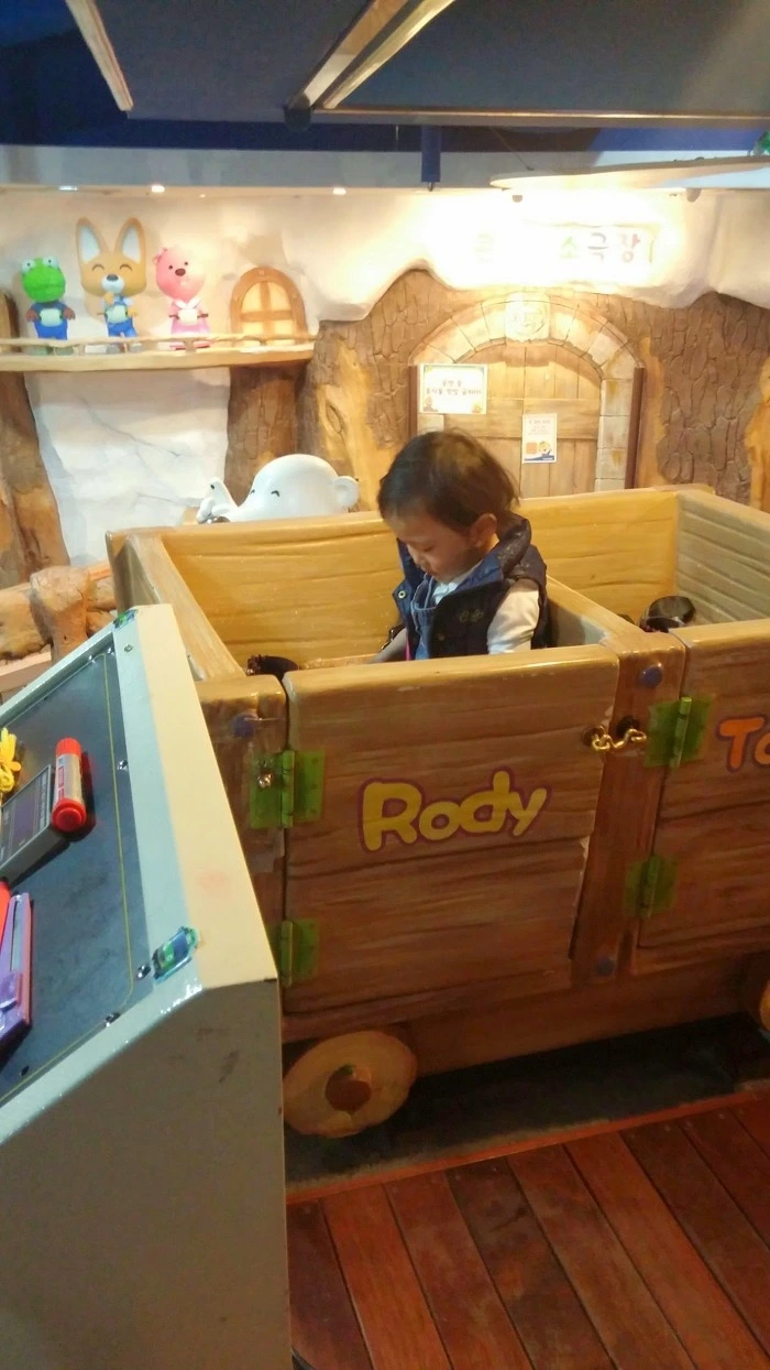 215DE53C556D044B2582FC