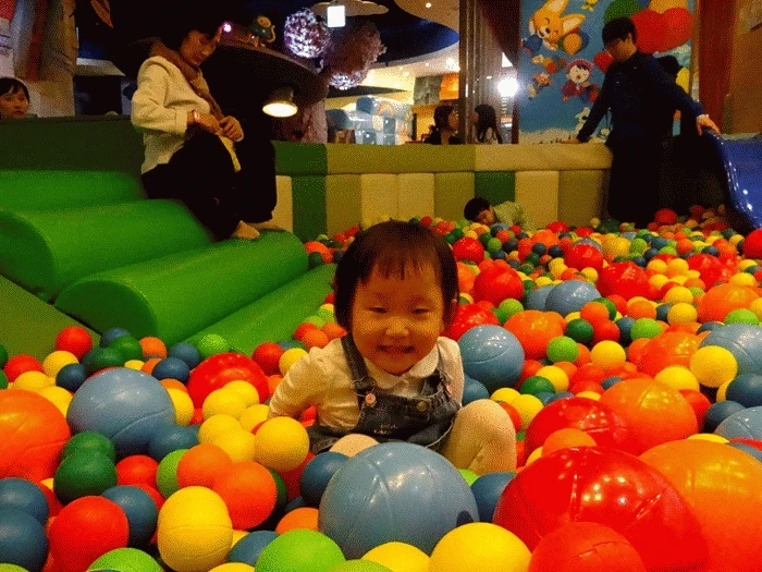 2770DF41556D05260385EB