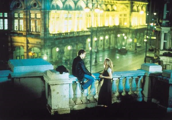 movie_image.jpg?type=m886_590_2