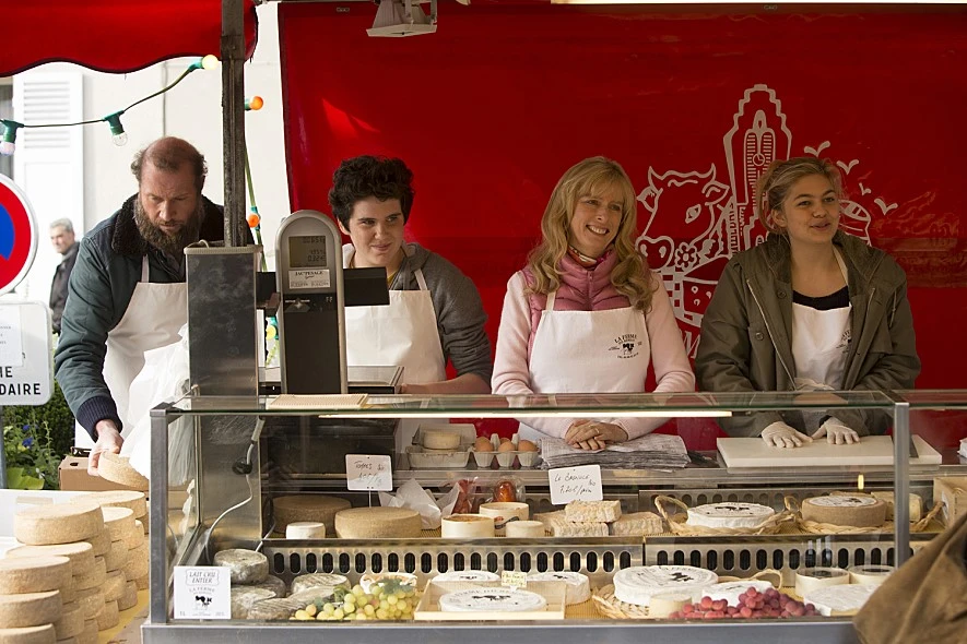 movie_image.jpg?type=m886_590_2