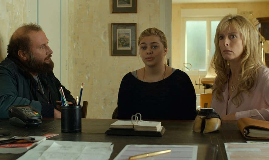 movie_image.jpg?type=m886_590_2