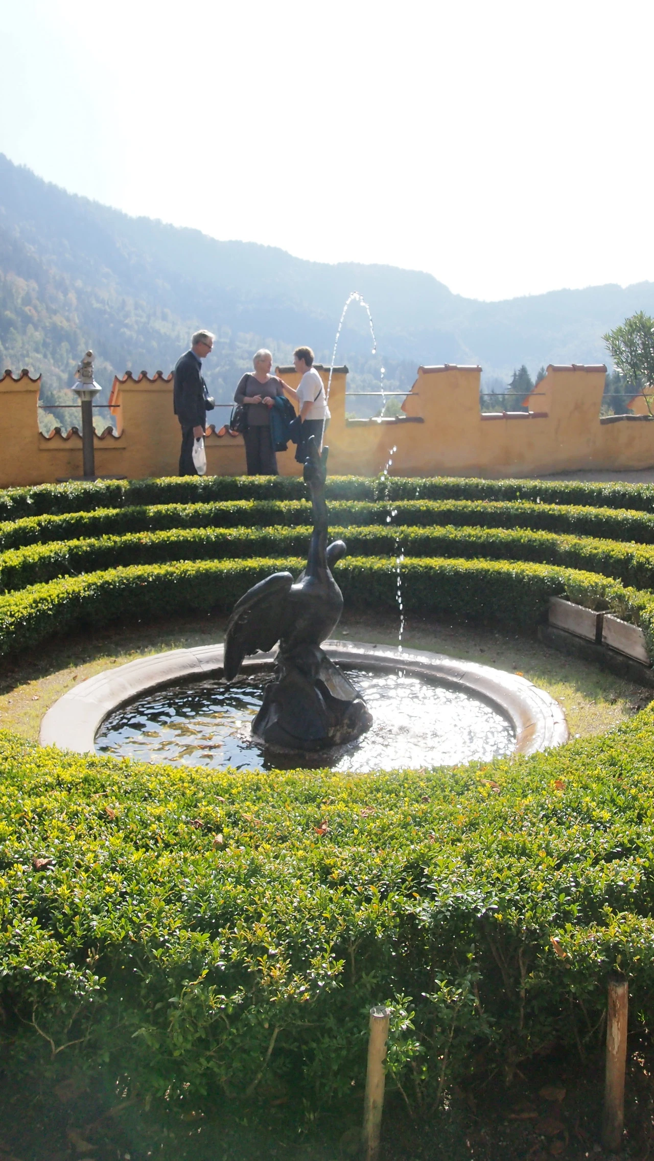 goqHSbNSXahaVTVQj9mX-nfrooU