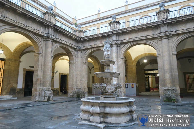 2559B335575D71542C6589