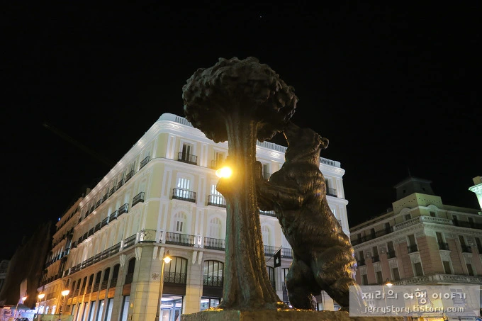 23371F365551AAEC325CD7