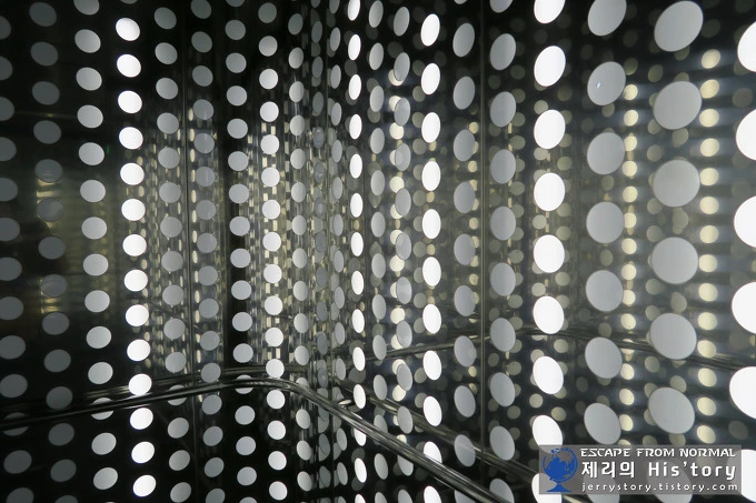 27075042575EB9551C5A50