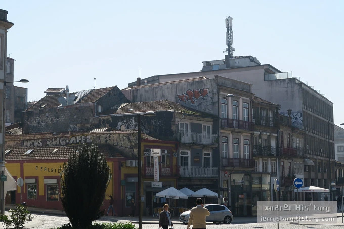 252E0A4D55AA126A1491E3