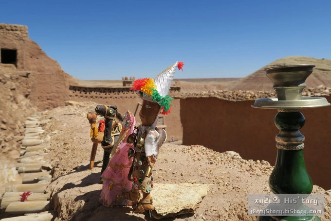 24653D4B566D8D8C22FA4B