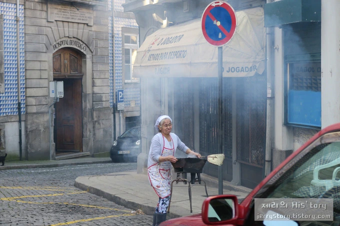 2358BF46556E576B10B839