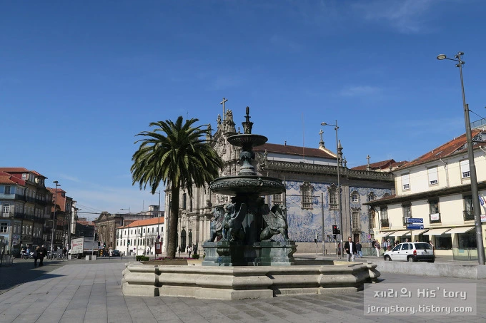 271D284D55AA125D1D06F4