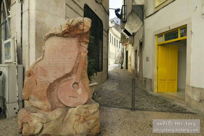 2443EB3756362BC22CBDEE