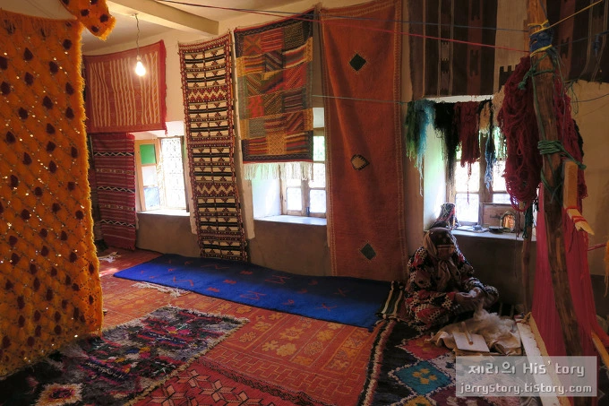 2504434E56D85E7A07B00A