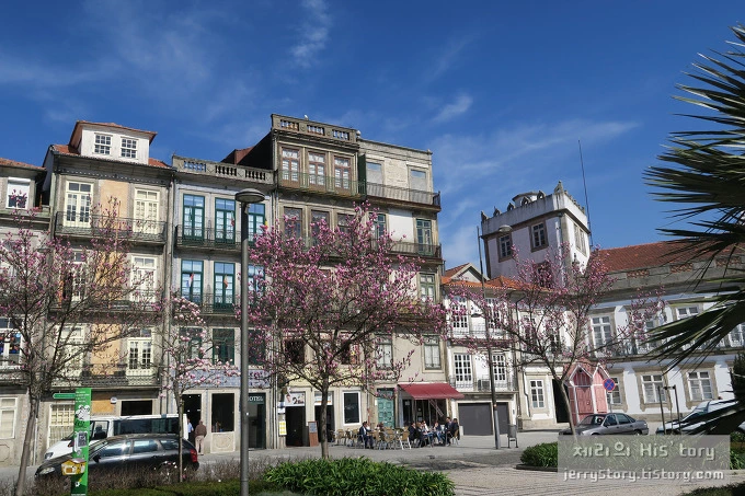 26324A4D55AA1267115D8D